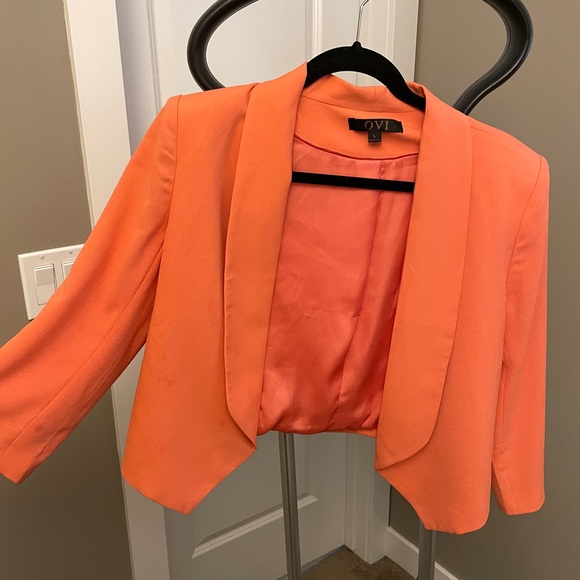✨3 for $25✨

Coral open blazer - Picture 10 of 13